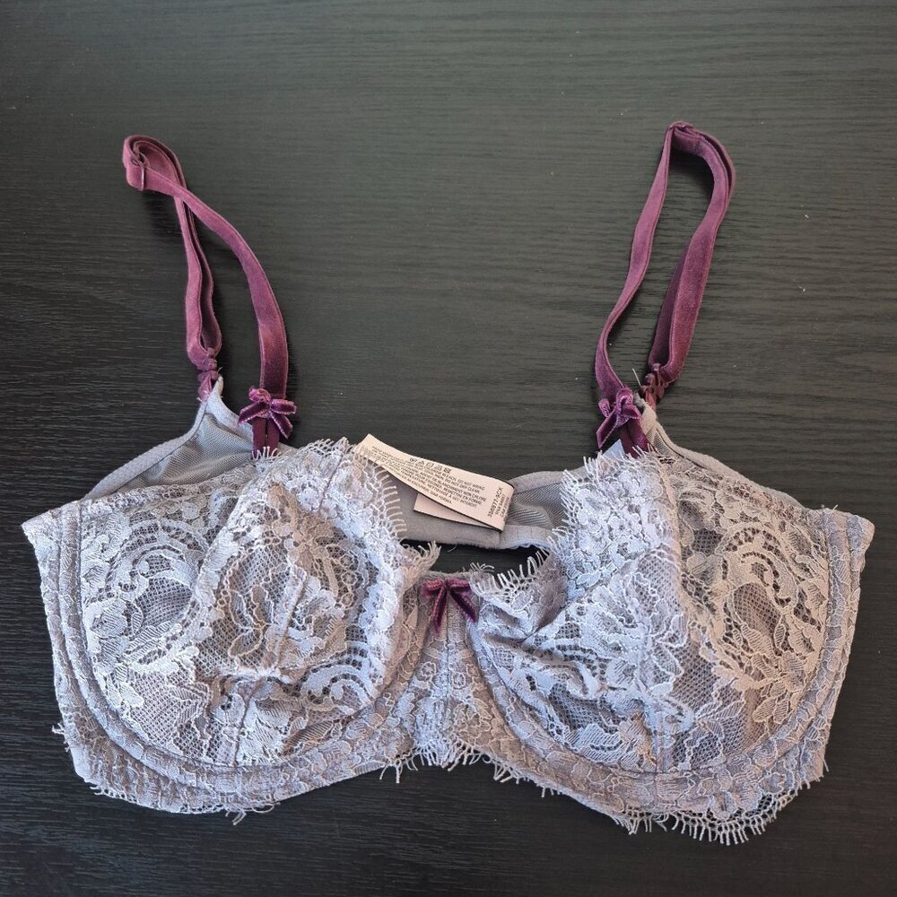 Victoria Secret Bra Dream Angels Push Up Without Padding Purple Lace 32D